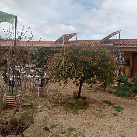 Hotel Rural La Cimbarra Aldeaquemada Bagian luar foto