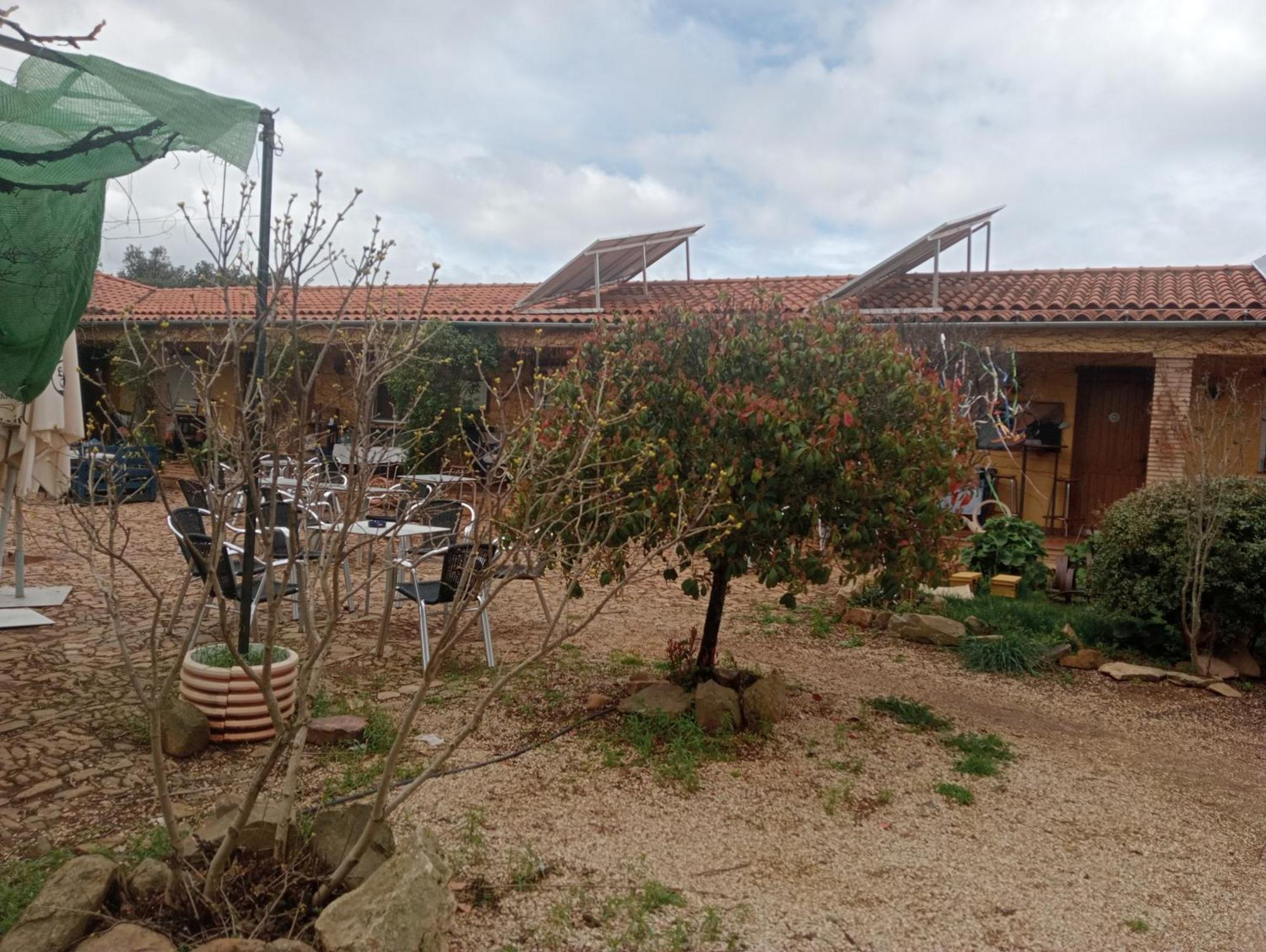 Hotel Rural La Cimbarra Aldeaquemada Bagian luar foto