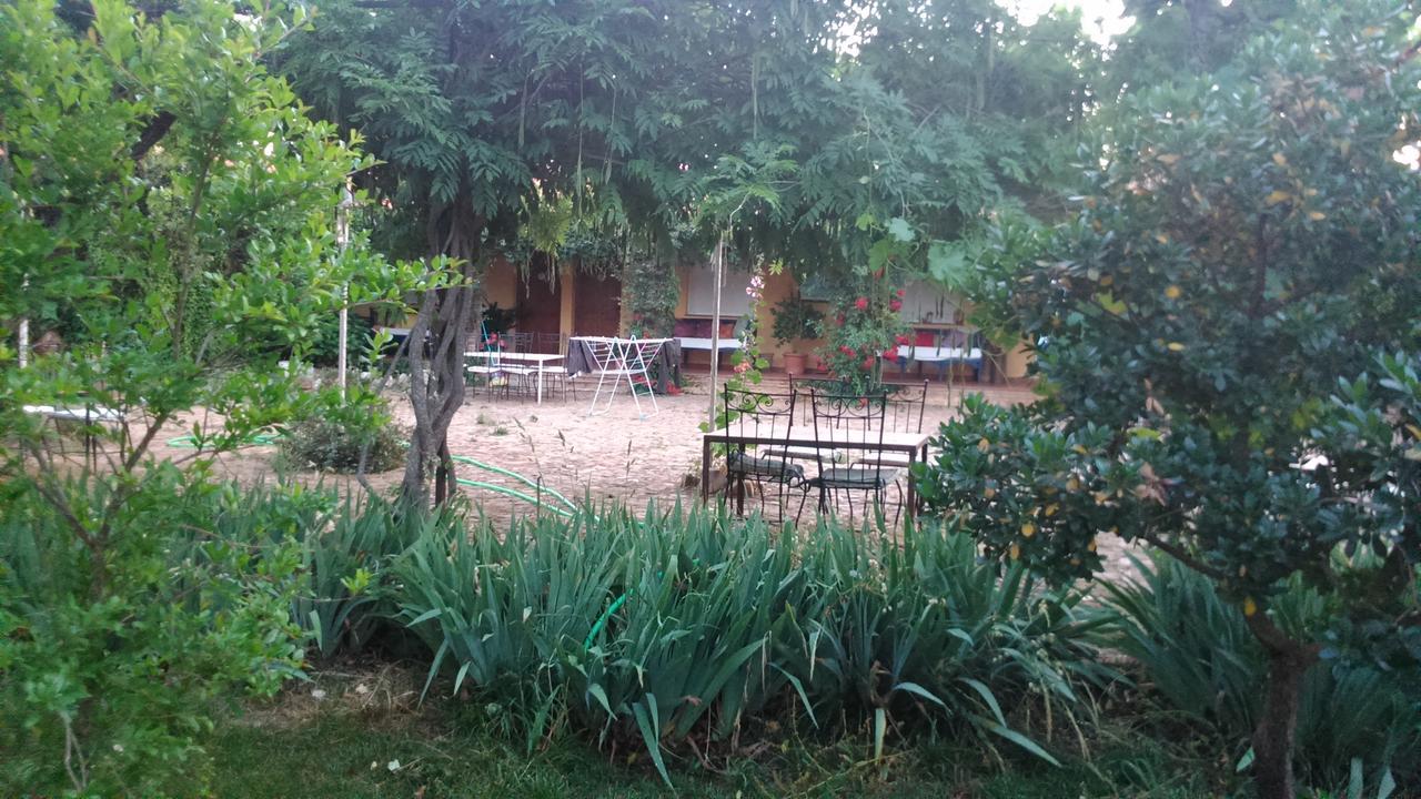 Hotel Rural La Cimbarra Aldeaquemada Bagian luar foto