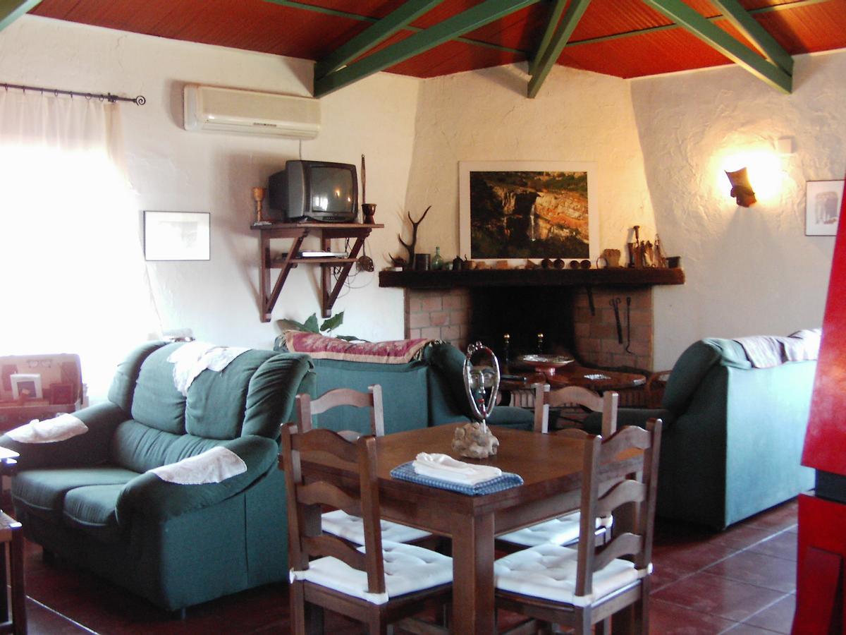 Hotel Rural La Cimbarra Aldeaquemada Bagian luar foto