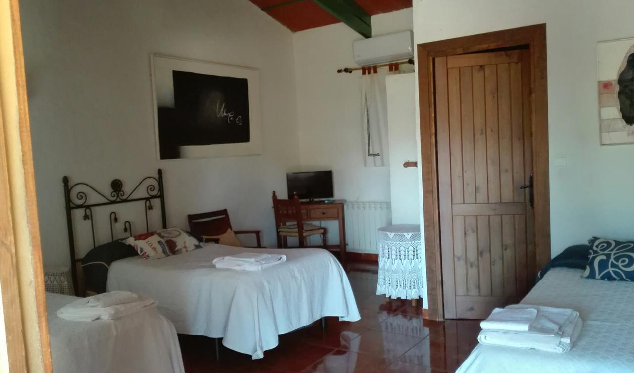 Hotel Rural La Cimbarra Aldeaquemada Bagian luar foto