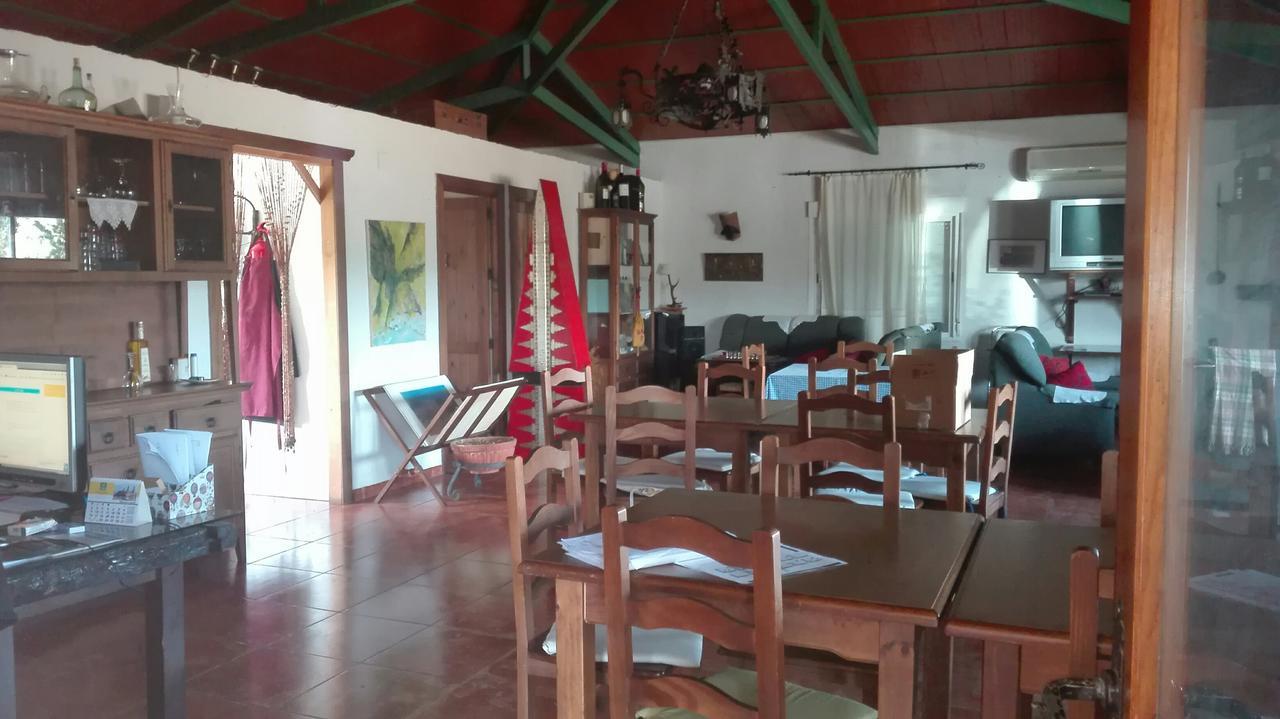 Hotel Rural La Cimbarra Aldeaquemada Bagian luar foto