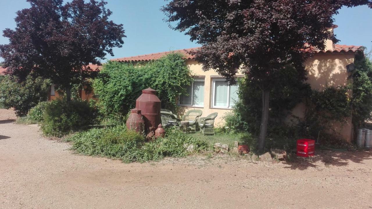 Hotel Rural La Cimbarra Aldeaquemada Bagian luar foto